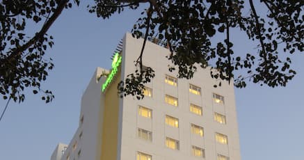 About lemon tree hotel ipo